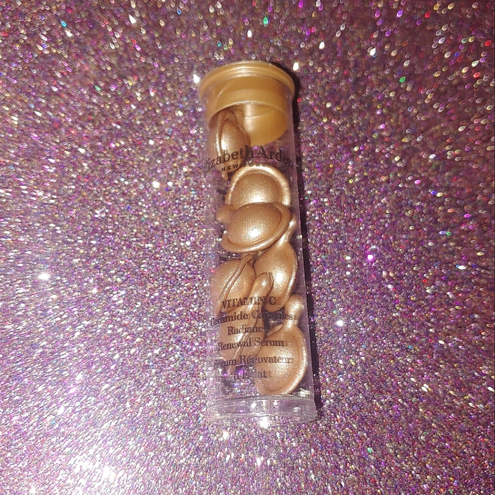 Vitamin C Ceramide Capsules Radiance Renewal Serum Elizabeth Arden